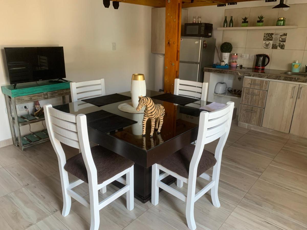 Aqui Es 3!! Daire Banfield Dış mekan fotoğraf